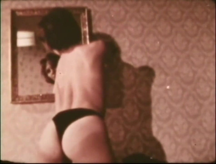 Vintage Usa: A big hard cock for a brunette slut
