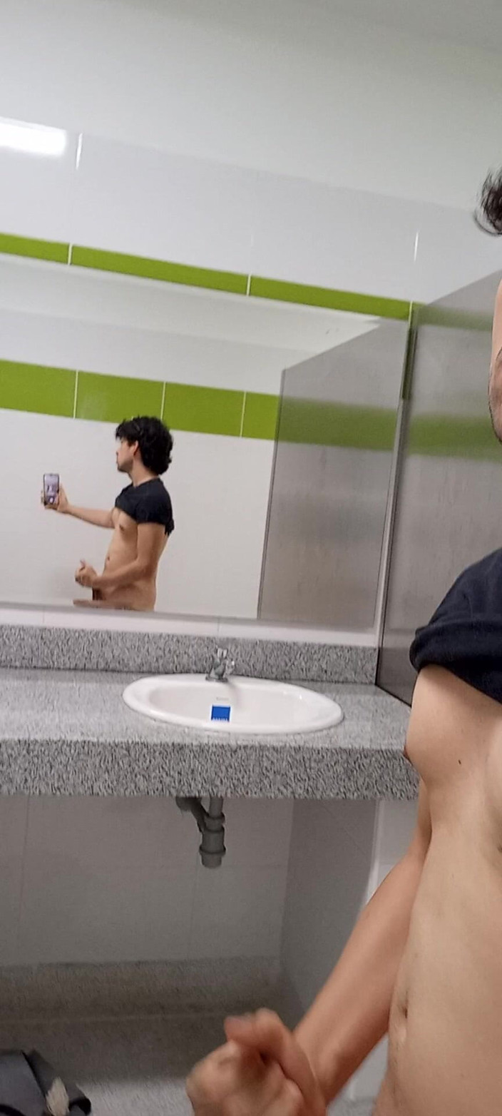 Diego_latinboy: Fetish Bathroom Golden Rain Shower Cum