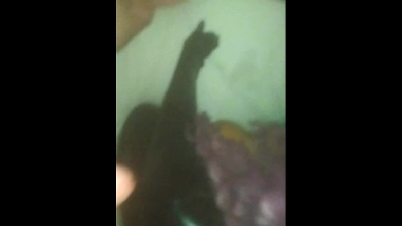 Sexsicouple: Nikmatin dua kontol dan mulut penuh sperma.