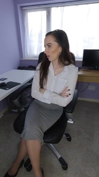 Sophia smith - dipendente dal porno
