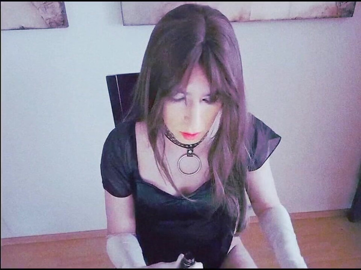 Tammy sissy slave: Tammysissy se zase masturbuje