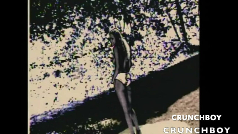 Bitch Girl Video: ダブルペネトレーション・アナルと友達の膣、中出しエンディング