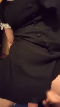 Fată T curvă îmbrăcată provacativ, muie și anal