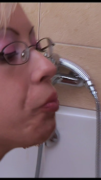 En mi baño, parte 1