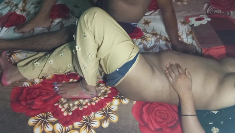 Manjushukla: 最美丽的印度热辣女孩有浪漫