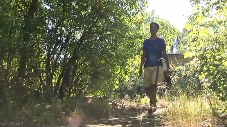 Spritzz: Menyembunyikan kepada Wank