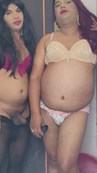 Zlomené Latinské Děvky Nás Podporují Přihlásit Se K Odběru Tip