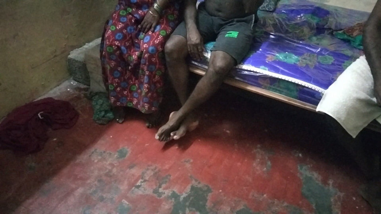 Tamil lesbian: セックス後のダーティトーク