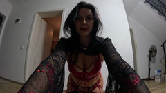 MilfyCalla: Sexy Taneční Škádlení - Tanga, Křivky a Pomalé svádění