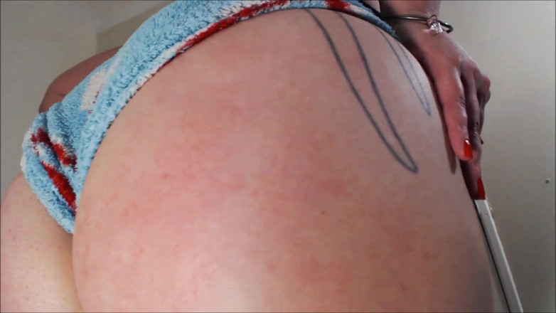 Scarlet Vixen: Đánh đòn vào mông của tôi