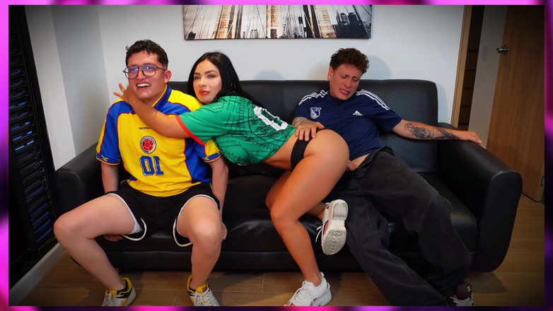 Pipe Boy: Cuckold přítel zjistí, že jeho kamarád šukal jeho přítelkyni, zatímco se dívali