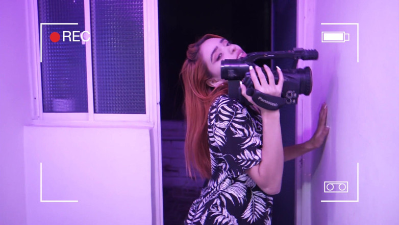 Cipriani: Thin redhead Latina plays with her body, dance, and masturbate