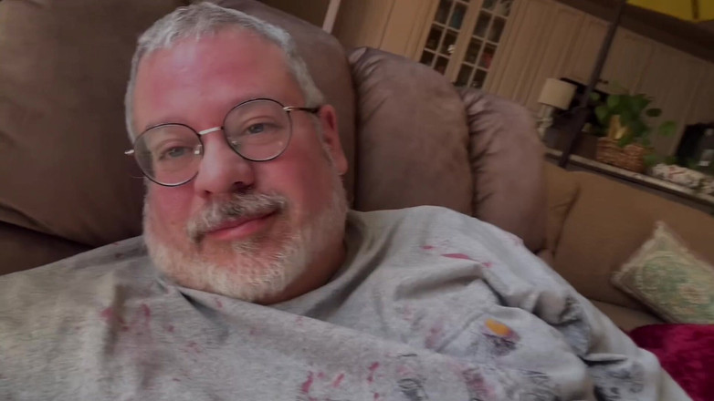 Hand-Free-Daddy-Chub: Muž s obřími houbami s úžasným obvodovým ptákem