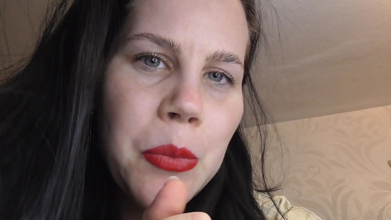 Anna Sky: En jätte kvinna vill äta en liten man