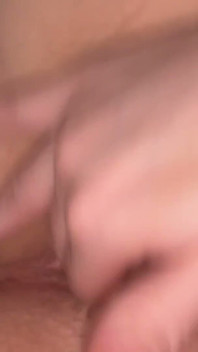 Horny MILF Gives Herself 3 Fingers (bustysecretgf)