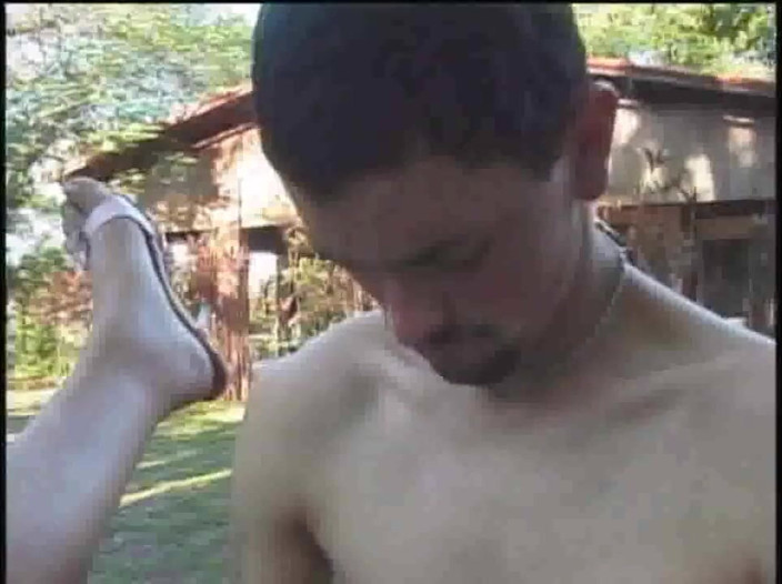 Shemale videos: Seksowna latina transeuxl eufkf by tiwnk outdoor forest