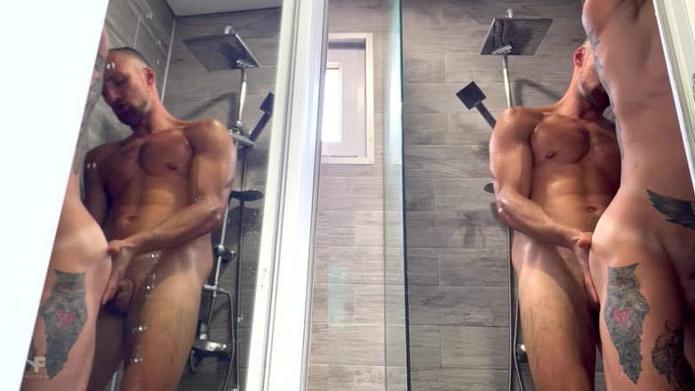 Falcon Al: Ele Se Juntou a Mim No Chuveiro, Lambeu Minha Bunda,...