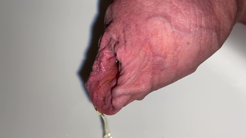 Foreskinguy: Писсинг с черной плотью и камшот