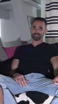 Profitez de cette amatrice porno française incroyable sans capote avec des mecs tellement sexy
