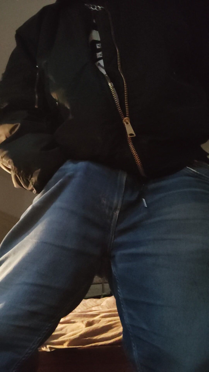 SmokedAlloy2: Dirtyjunkbro và đồ lót bẩn thỉu của anh ấy