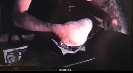 Monster_Meat_: Fantasi kulit di selar