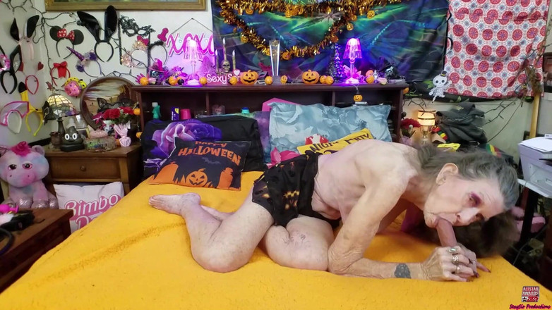 Sexy Sandra N Sir Christopher: Нижняя жаль, жаль до спермы шлюшка, бабушка делает минет, фантазия соло