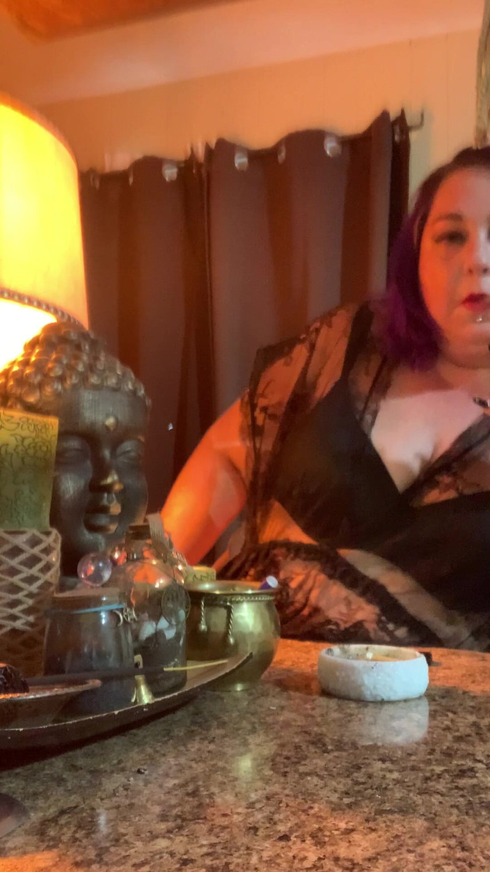 BlancaGirlBBW: Merokok dengan Saya