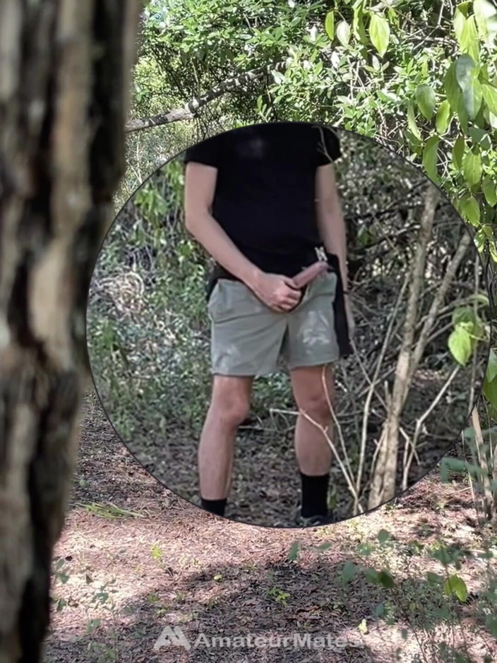 AmateurMates: shaukiya larke ne jangal men hilaate hue pakra