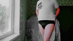 Kitty_Cross: Zlobivá trans dívka tančí pomalu ve své ložnici