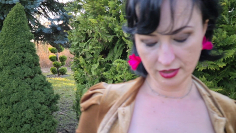 Wanilianna: Plagen in de tuin