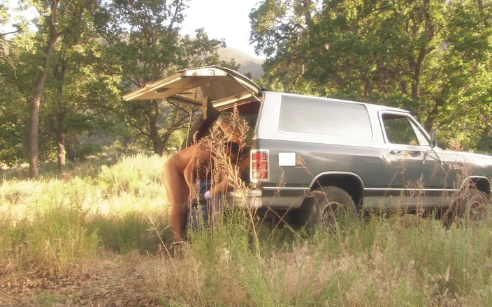CBD Media: Married guy takes slim body gorgeous teen outdoor and licks...