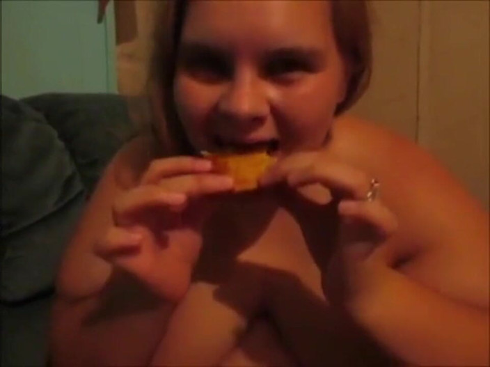 Fat House Wife: Chubby BBW eating grilled cheese naked weight gaining