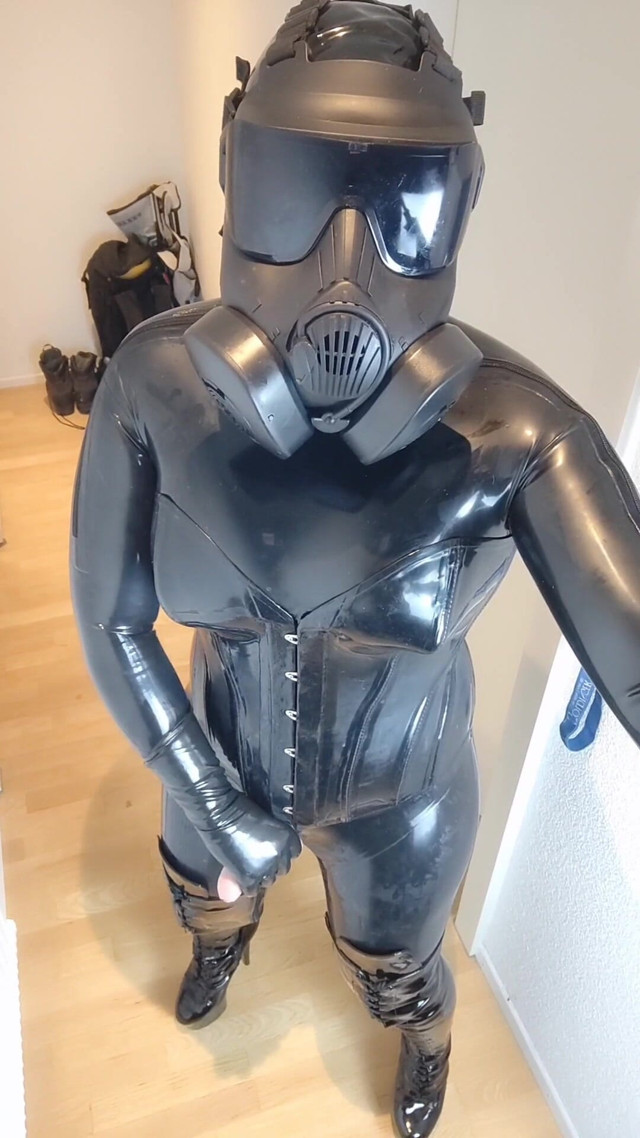 Rubber Drone (Wolki78) Rubber Drone (Wolki78)