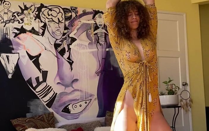 VibeWithMommy: Någon nekked sexig yoga kommer din väg!