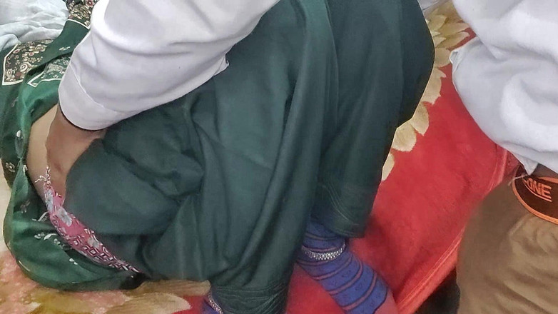 Meerut: Menina indiana do interior