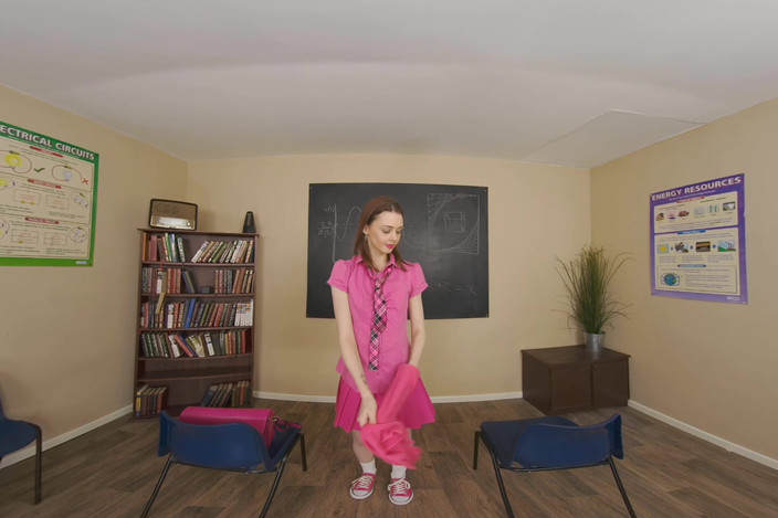 ZexyVR: Kourtney E - Pink to Wink