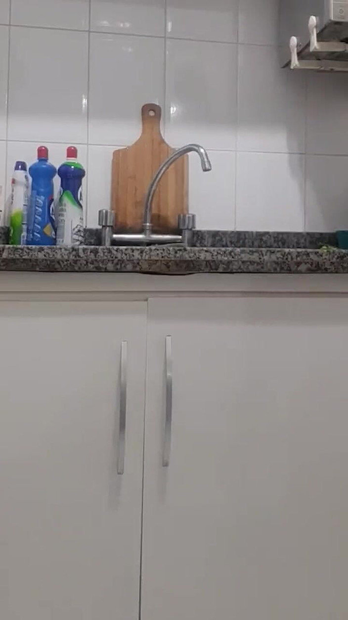 Vida Noite: Tvář tvého nevlastního syna vypadá tak krásně s mým ptákem...