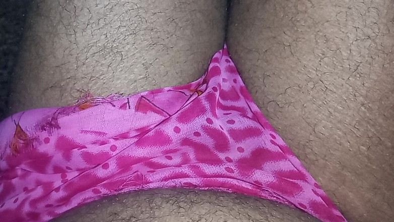 Hungry cliff: Desi höschen