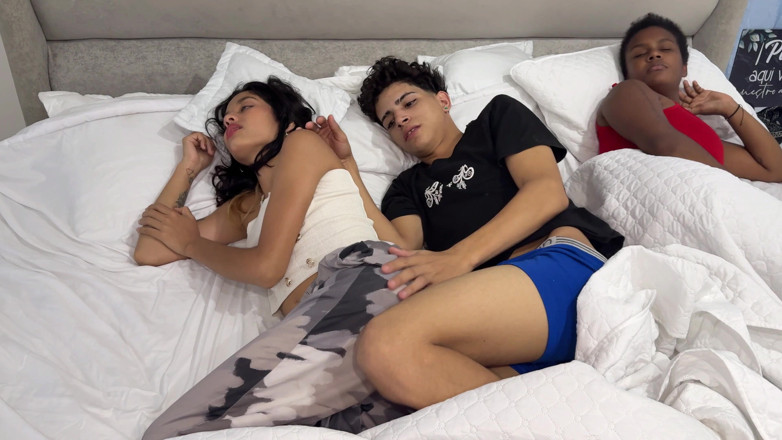 KenaySexxx: I Share a Bed with My Girlfriend and Her Best...