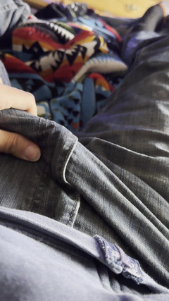 Gay Soldier Stuff: 緊急休暇を取らなければならなかったが、戻ってきて制服姿で大量の銃を撃った!