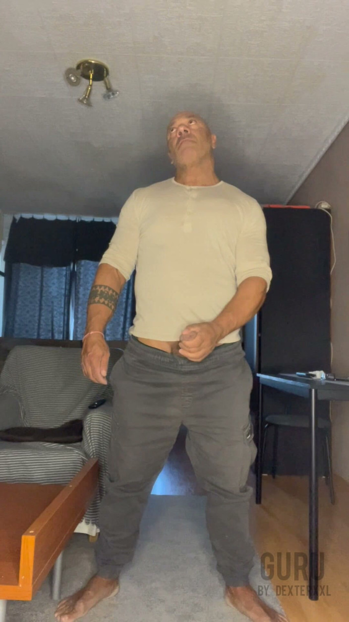 Dexterxxlfun: Mr Guru Wank Solo Bodybuilder Home Jerking