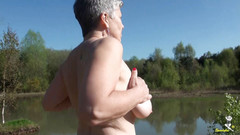 Dirty Doctors Clips: Savana si spoglia in riva al lago