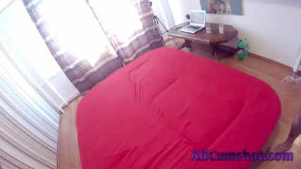 All Cumshot: Îi place să se joace cu domnii mai în vârstă