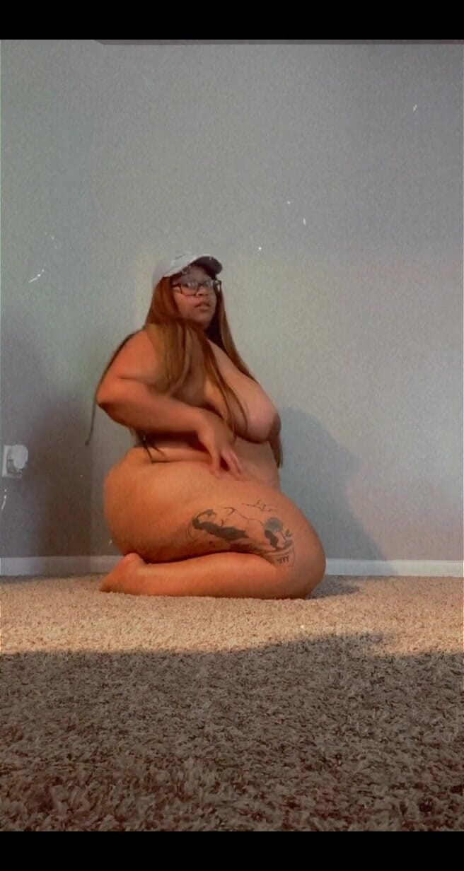 Biggdebbie solo: 明天的指甲预约