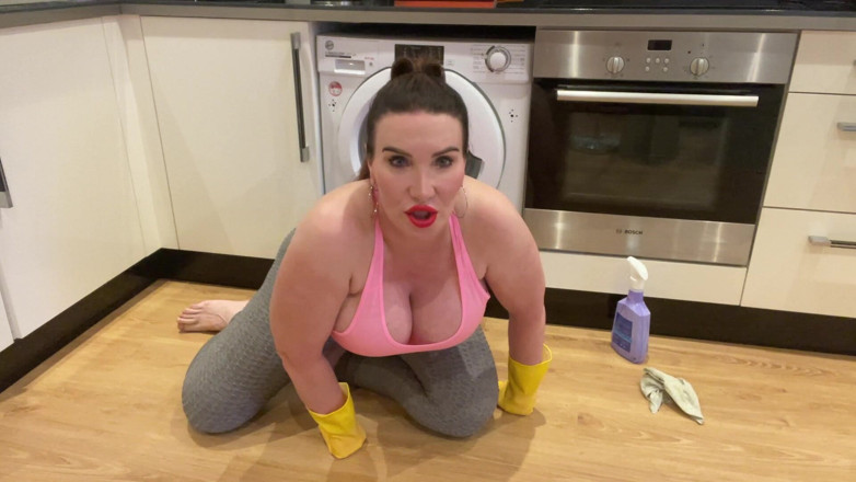 Sophie James: The Maid Wants Your Cum up Her Bum!!