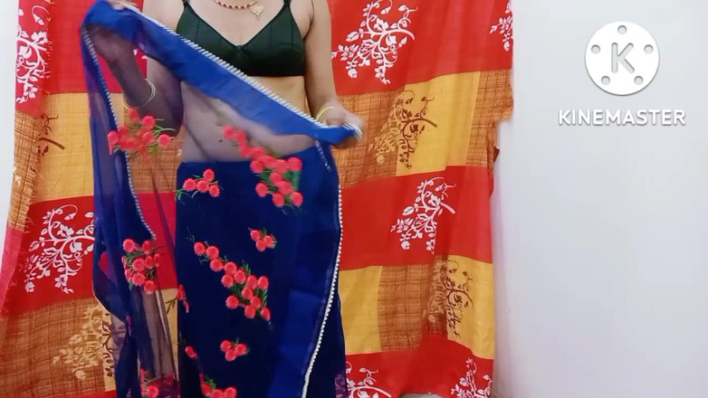 Ankurpriya000: Videoclipul tău sexy: Priya se masturbează în cinema în sari.