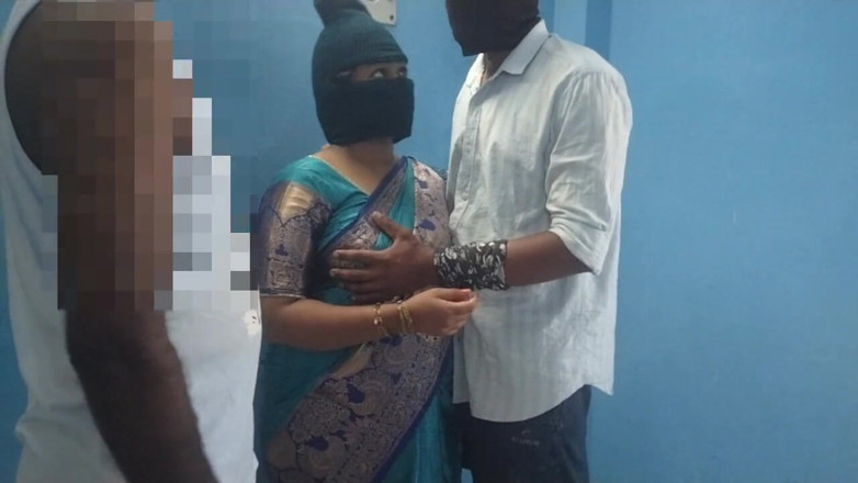 Tamil lesbian: Моя жена занимается сексом с моим боссом. Горячий тройничок