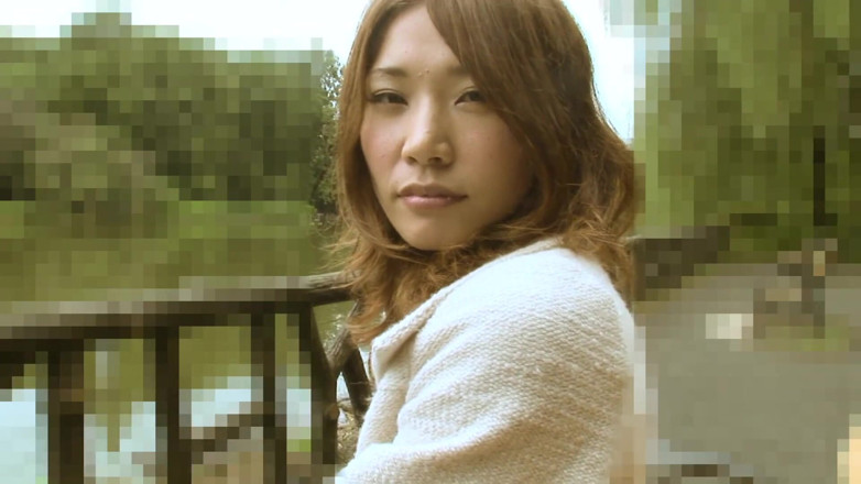 Asian Mature Climax: Sexy asiatic babe at interview in car