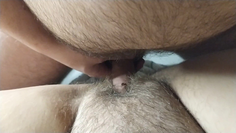 Milky Mari: Sudut pandangan pertama wanita: Saya benarkan ayah tiri creampie pepek...