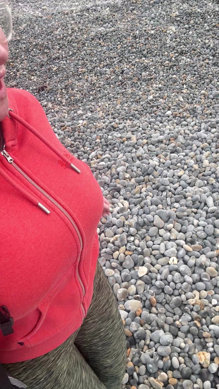 Sophie James: 34jj Beach Hike Mistake Why I Had to Take It...